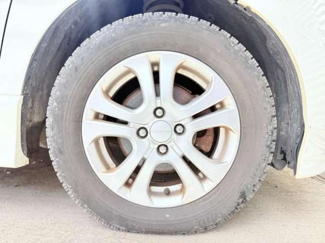 フリードスパイクハイブリッド1.5 ジャストセレクション　下廻防錆TVナビBカメETC 2WD 1500