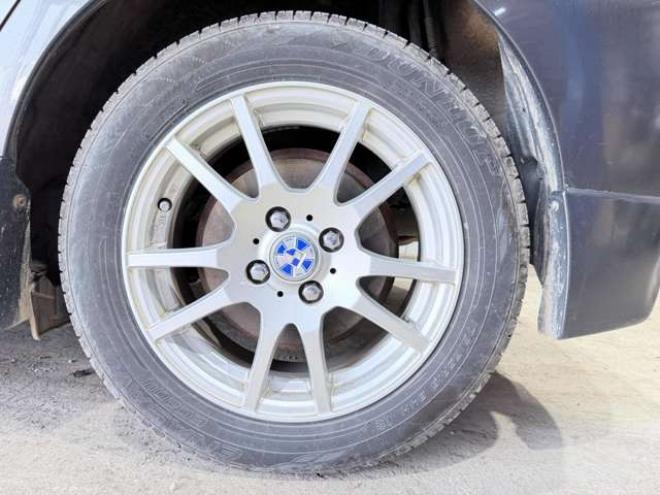 アクア1.5 G　防錆塗装TVナビETC夏冬タイヤ 2WD 1500