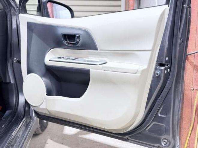 アクア1.5 G　防錆塗装TVナビETC夏冬タイヤ 2WD 1500