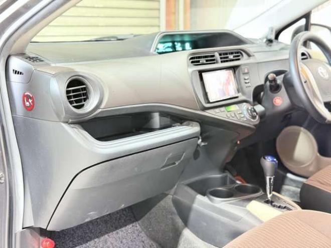 アクア1.5 G　防錆塗装TVナビETC夏冬タイヤ 2WD 1500