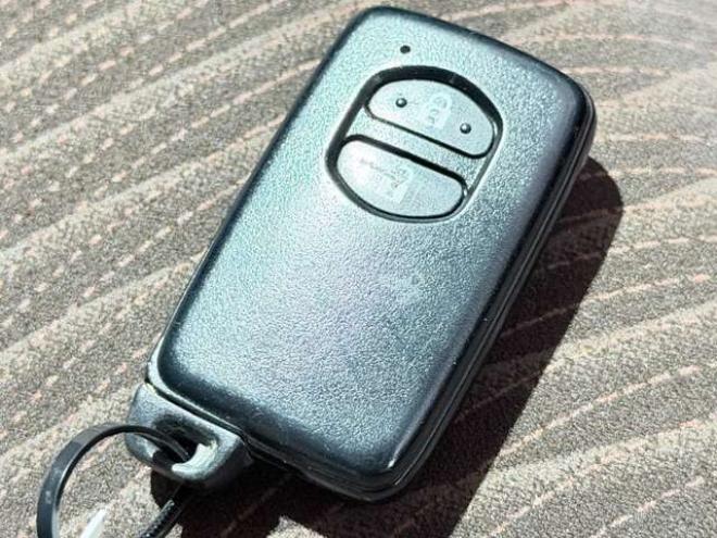 アクア1.5 G　防錆塗装TVナビETC夏冬タイヤ 2WD 1500