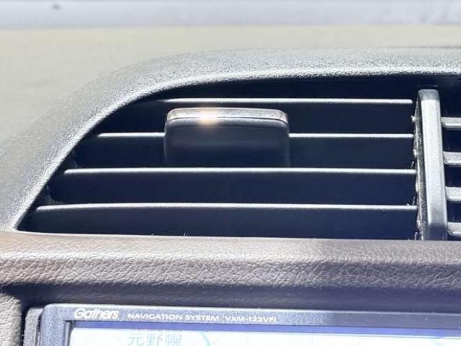 フィットシャトルハイブリッド1.3　下廻防錆TVナビBカメETC夏冬タイヤ 2WD 1300