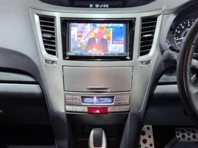 レガシィワゴン2.5 GT アイサイト 4WD　下廻防錆TVナビBカメETCエンスタ 2500