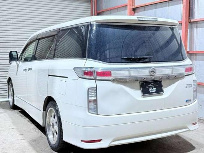 エルグランド2.5 250ハイウェイスター アーバンクロム 4WD　下廻防錆TVナビBカメETC後席モニタ 2500