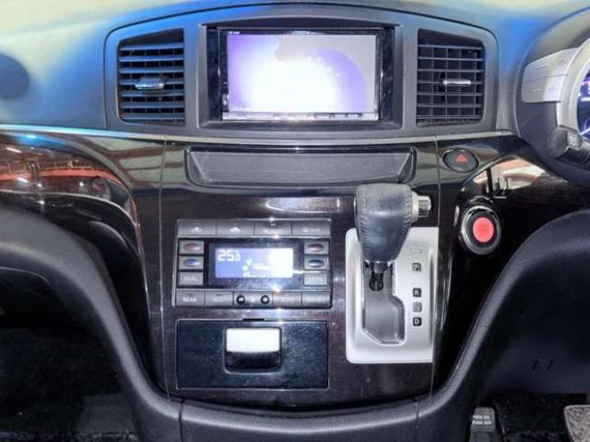 エルグランド2.5 250ハイウェイスター アーバンクロム 4WD　下廻防錆TVナビBカメETC後席モニタ 2500