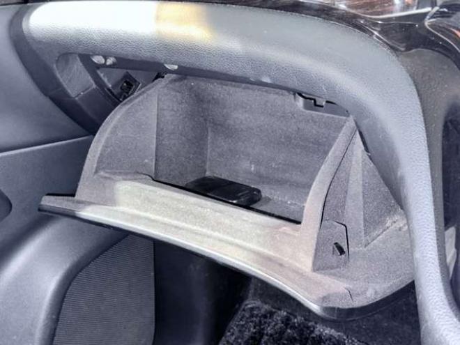 エルグランド2.5 250ハイウェイスター アーバンクロム 4WD　下廻防錆TVナビBカメETC後席モニタ 2500