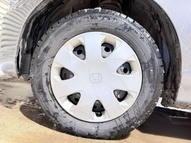 フリードスパイク1.5 G 4WD　防錆塗装4WDTVナビBカメETCエンスタ 1500