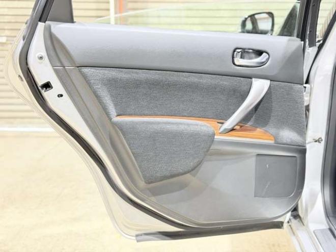 ティアナ2.5 250XE FOUR 4WD　防錆塗装4WDキーレスETC 2500