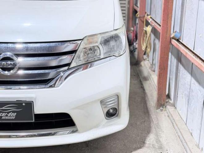 セレナ2.0 ハイウェイスター Vセレクション 4WD　防錆塗装4WDTVナビBカメ後席モニタETC 2000