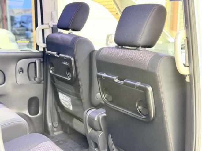 セレナ2.0 ハイウェイスター Vセレクション 4WD　防錆塗装4WDTVナビBカメ後席モニタETC 2000