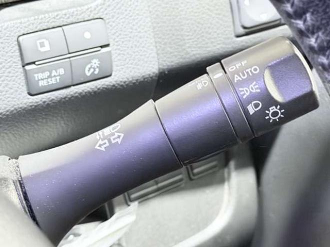 セレナ2.0 ハイウェイスター Vセレクション 4WD　防錆塗装4WDTVナビBカメ後席モニタETC 2000