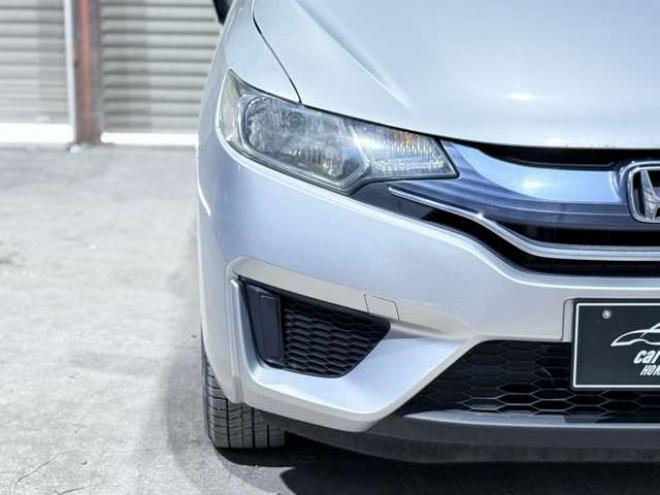 フィット1.3 13G Fパッケージ 4WD　下廻防錆TVナビETC 1300