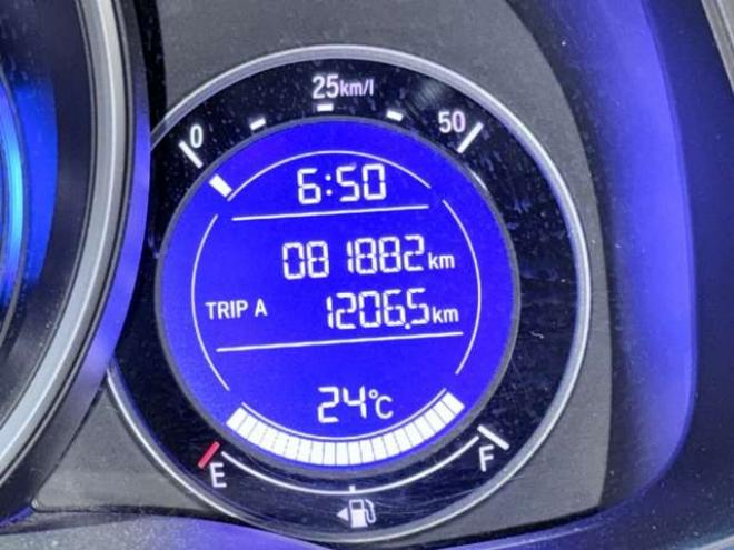 フィット1.3 13G Fパッケージ 4WD　下廻防錆TVナビETC 1300