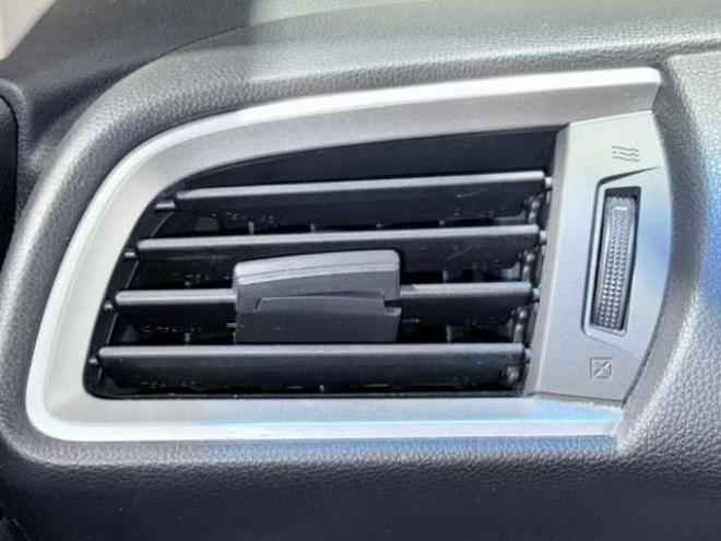 フィット1.3 13G Fパッケージ 4WD　下廻防錆TVナビETC 1300