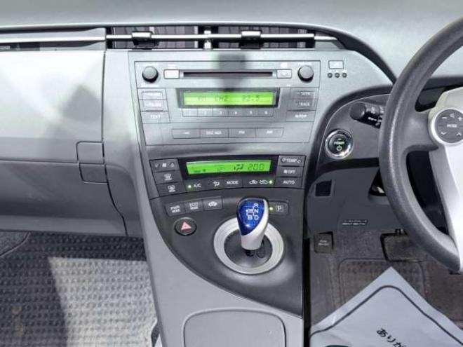 プリウス1.8 S　下廻防錆キーレスCD夏冬タイヤ 2WD 1800