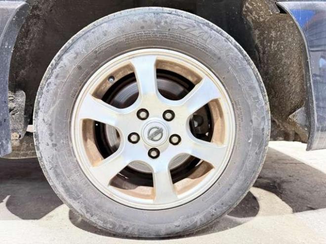 セレナ2.0 ハイウェイスター Vセレクション+Safety アドバンストセーフティ パッケージ 4WD　防錆塗装4WDTVナビBカメ後席モニタ 2000