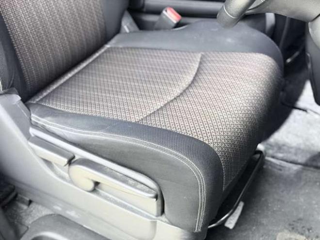 セレナ2.0 ハイウェイスター Vセレクション+Safety アドバンストセーフティ パッケージ 4WD　防錆塗装4WDTVナビBカメ後席モニタ 2000