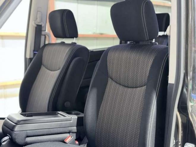 セレナ2.0 ハイウェイスター Vセレクション+Safety アドバンストセーフティ パッケージ 4WD　防錆塗装4WDTVナビBカメ後席モニタ 2000