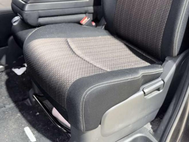 セレナ2.0 ハイウェイスター Vセレクション+Safety アドバンストセーフティ パッケージ 4WD　防錆塗装4WDTVナビBカメ後席モニタ 2000