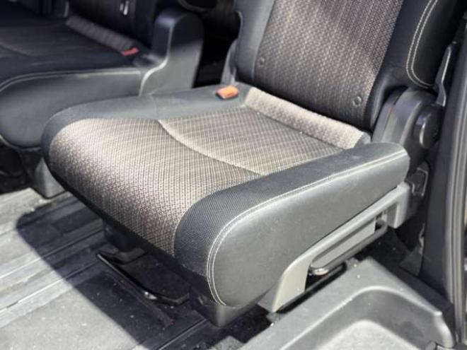 セレナ2.0 ハイウェイスター Vセレクション+Safety アドバンストセーフティ パッケージ 4WD　防錆塗装4WDTVナビBカメ後席モニタ 2000