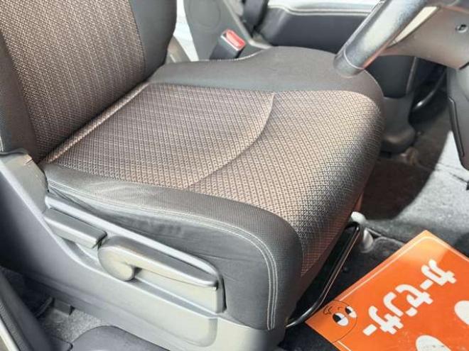 セレナ2.0 ハイウェイスター Vセレクション+Safety アドバンストセーフティ パッケージ 4WD　防錆塗装4WDTVナビBカメエンスタ 2000