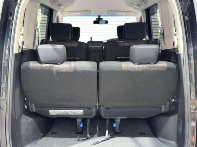 セレナ2.0 ハイウェイスター Vセレクション+Safety アドバンストセーフティ パッケージ 4WD　防錆塗装4WDTVナビBカメエンスタ 2000