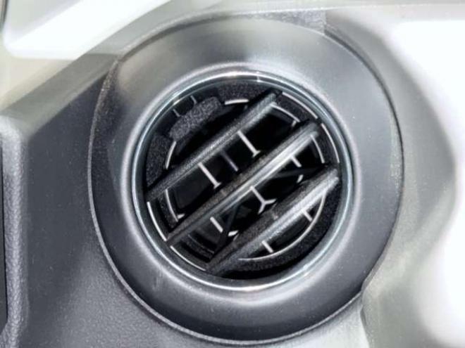 フィット1.3 G 4WD　防錆塗装4WDCDキーレスETC 1300