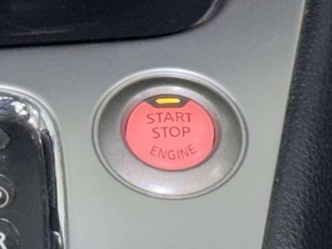 セレナ2.0 20X 4WD　防錆塗装キーレスナビETC 2000