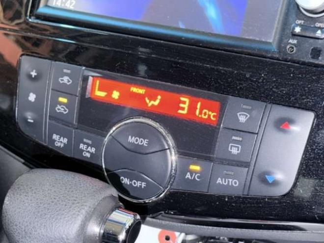 セレナ2.0 20X 4WD　防錆塗装キーレスナビETC 2000