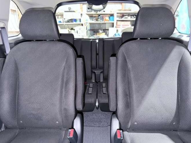 フリード1.5 G ジャストセレクション 4WD　防錆塗装TVナビETCエンスタ 1500