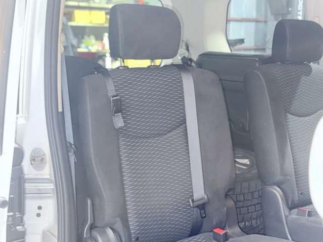 セレナ2.0 20S 4WD　下廻防錆キーレスCD 2000