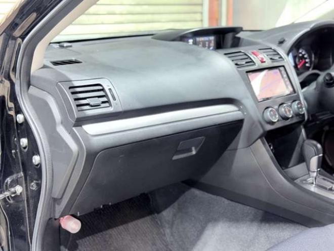 インプレッサスポーツ 2.0 i アイサイト 4WD　下廻防錆TVナビ 2000