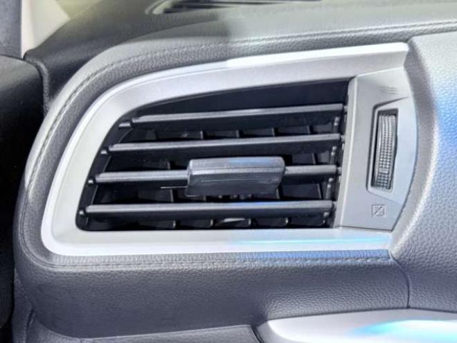 フィット1.5 ハイブリッド Fパッケージ 4WD　下廻防錆ナビETCエンスタ 1500