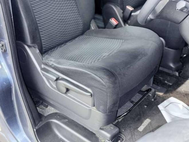 セレナ2.0 20X 4WD　下廻防錆TVナビETCエンスタ 2000