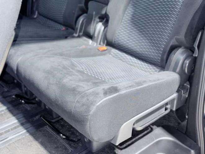 セレナ2.0 20X 4WD　下廻防錆TVナビETCエンスタ 2000