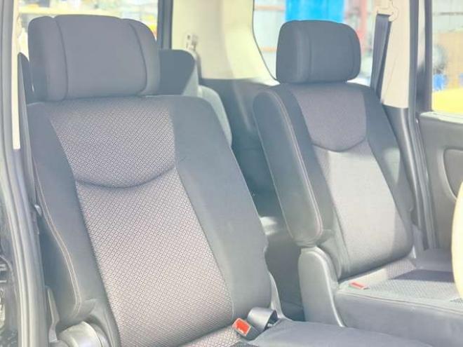 セレナ2.0 ハイウェイスター 4WD　下廻防錆TVナビBカメ後席モニタ 2000