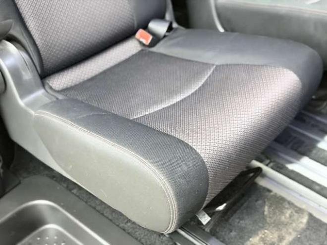 セレナ2.0 ハイウェイスター 4WD　下廻防錆TVナビBカメ後席モニタ 2000