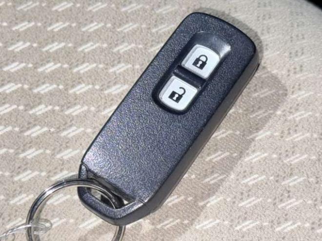 N-WGNG 4WD　下廻防錆プッシュスタートCDラジオ 660