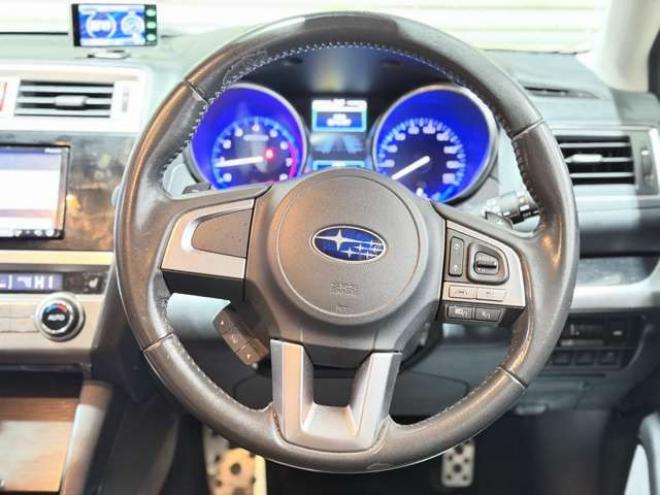 レガシィB4 2.5 リミテッド 4WD　下廻防錆4WDTVナビBカメETC 2500