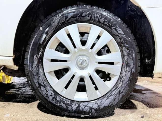 セレナ2.0 20X 4WD　下廻防錆TVナビBカメETCエンスタ 2000