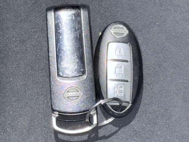 セレナ2.0 20X 4WD　下廻防錆TVナビBカメETCエンスタ 2000