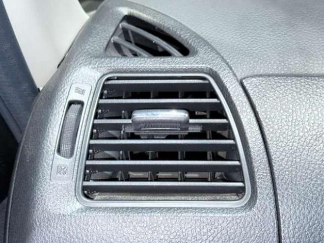 セレナ2.0 20X 4WD　下廻防錆TVナビBカメETCエンスタ 2000