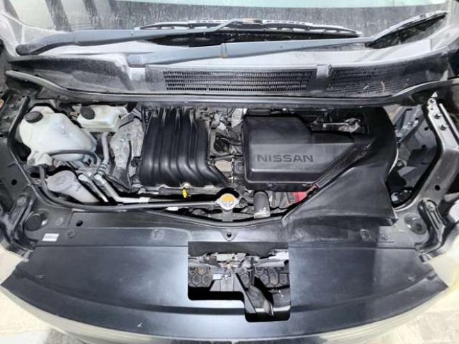 セレナ2.0 ハイウェイスター S-HYBRID　防錆塗装4WDTVナビBカメ後席モニタETC 2000