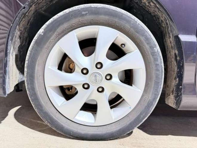 セレナ2.0 ハイウェイスター S-HYBRID　防錆塗装4WDTVナビBカメ後席モニタETC 2000