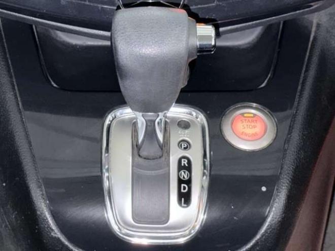 セレナ2.0 ハイウェイスター S-HYBRID　防錆塗装4WDTVナビBカメ後席モニタETC 2000