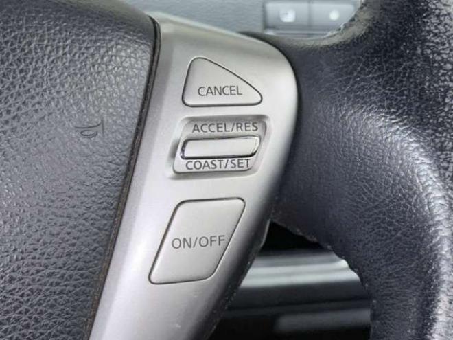 セレナ2.0 ハイウェイスター S-HYBRID　防錆塗装4WDTVナビBカメ後席モニタETC 2000