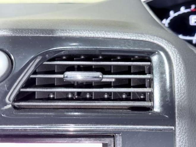 セレナ2.0 ハイウェイスター S-HYBRID　防錆塗装4WDTVナビBカメ後席モニタETC 2000