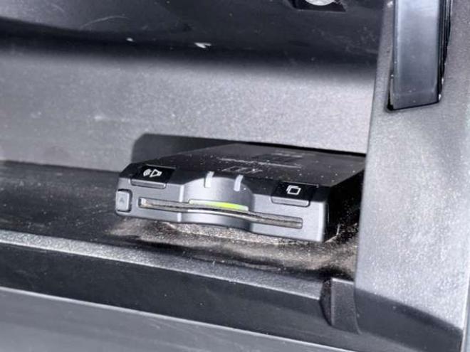 セレナ2.0 ハイウェイスター S-HYBRID　防錆塗装4WDTVナビBカメ後席モニタETC 2000