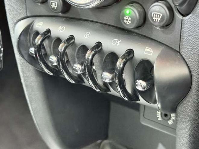 ミニクーパー　下廻防錆キーレス 正規輸入車 2WD 1600