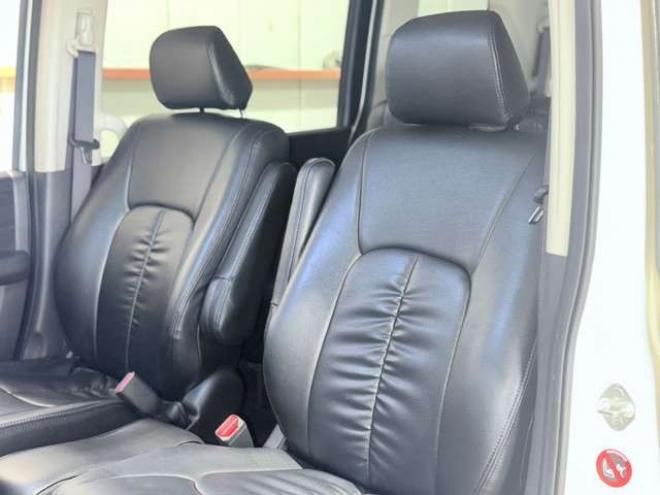 ステップワゴン2.0 G Lパッケージ 4WD　下廻防錆TVナビBカメETC 2000